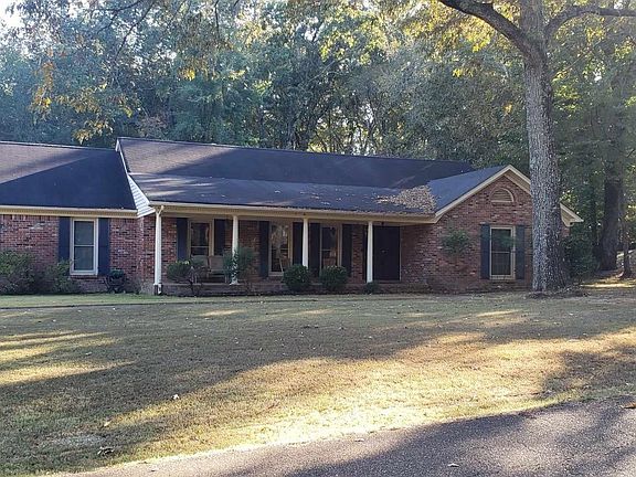 3rd image of 129 Rolling Oaks Dr