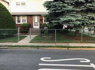 2 Hope St, Lodi, NJ 07644