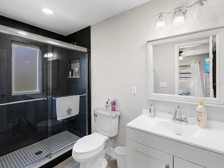 871 Darwin Dr — Photo 13