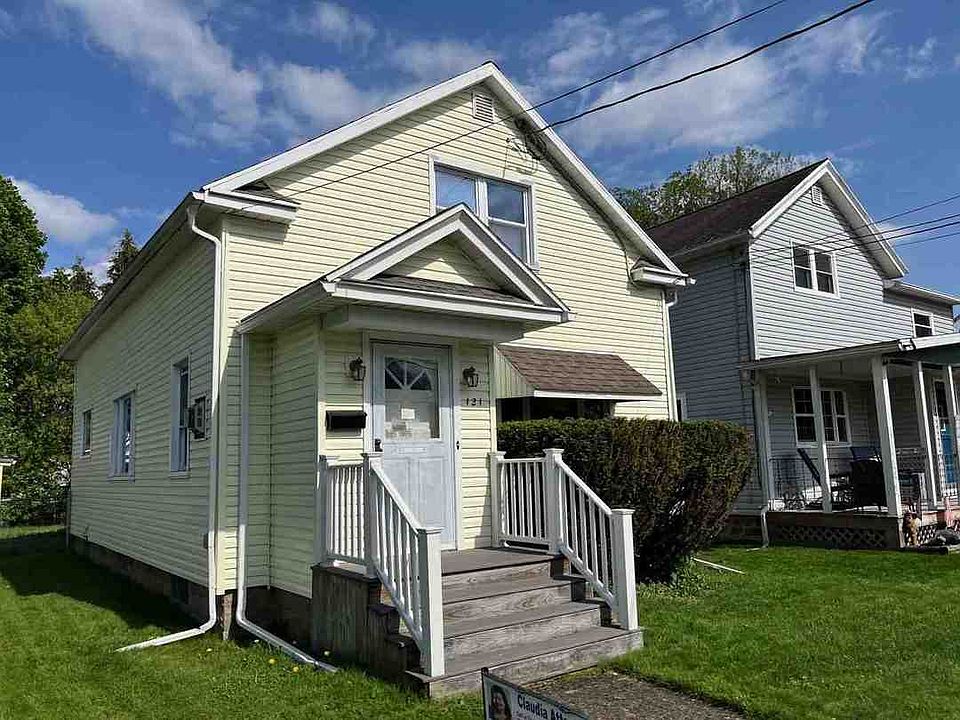 1st image of 121 S 17th St