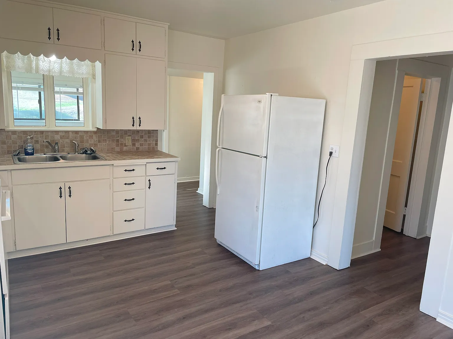 2 bed, 1.5 bath, 1277 sqft, $950 — Photo 4