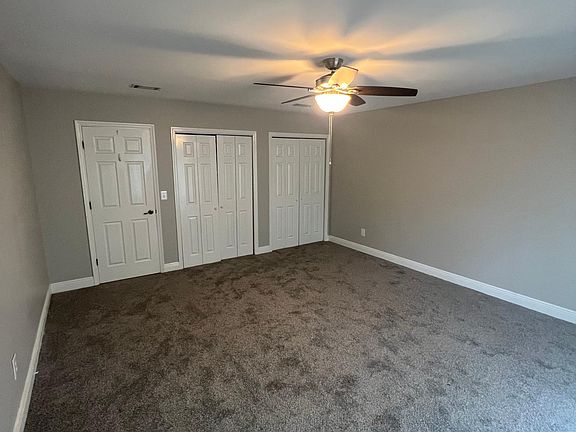 3rd image of 2348 Royal Oaks Dr
