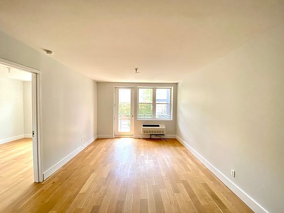 2nd image of 58 Stagg St #3T