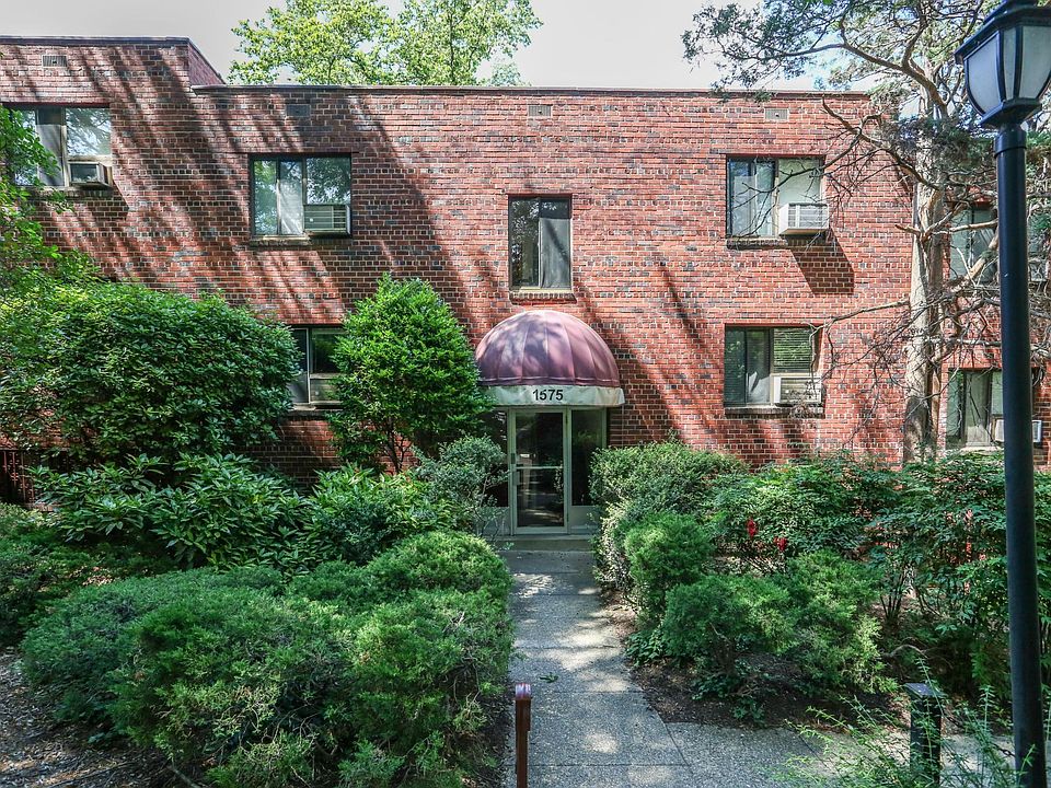 1st image of 1575 N Colonial Ter APT 304