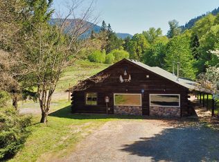 301 Sunny Glen Way, Wolf Creek, OR 97497