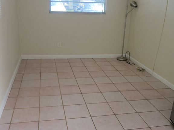 4th image of 1973 NE 4th St APT 8