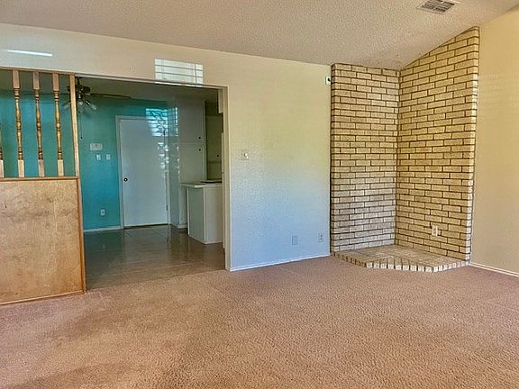 4th image of 4805 Dentcrest Dr APT A
