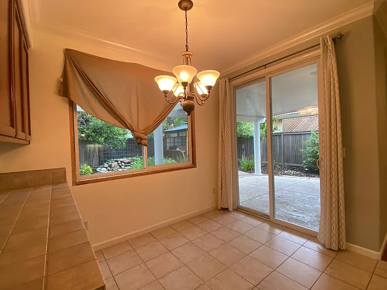 3530 Callison Dr — Photo 12
