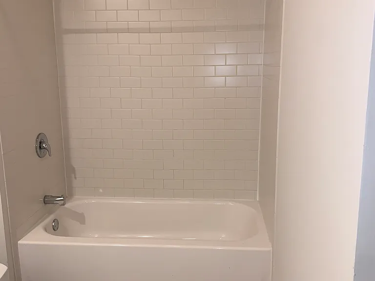 1900 Arch — Photo 113