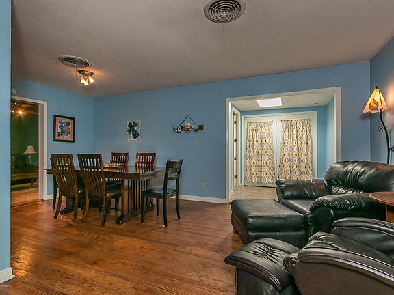 4th image of 5102 James Ave