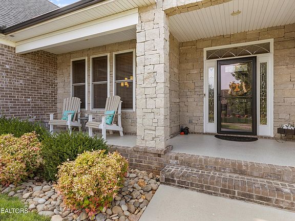 4th image of 411 Millstone Ln