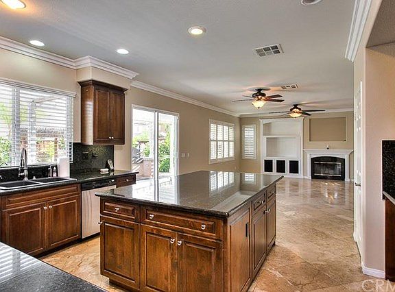 4th image of 37229 Edgemont Dr