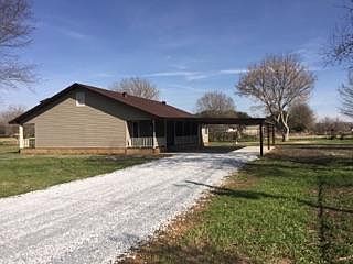 5th image of 1009 Vanessa Dr