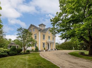 13 Cottage St, Marion, MA 02738