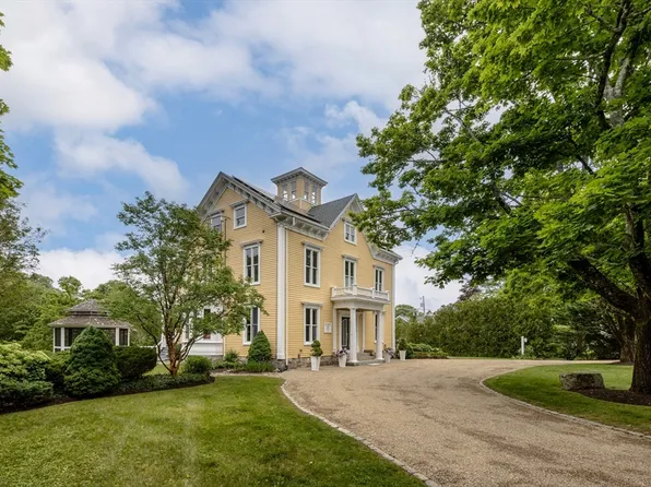 13 Cottage St, Marion, MA 02738