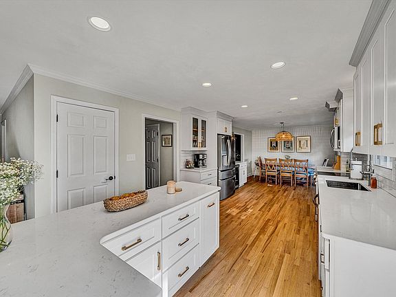 4th image of 5114 Huntridge Rd