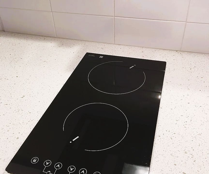 Induction cooktop
