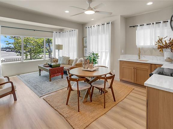 2nd image of 1123 E Ocean Blvd #A