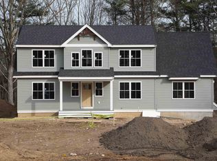 5 Labrador Ln, Hampton, NH 03842