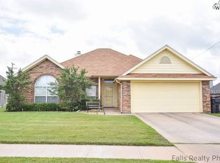 5511 Chinaberry Dr, Wichita Falls, TX 76310