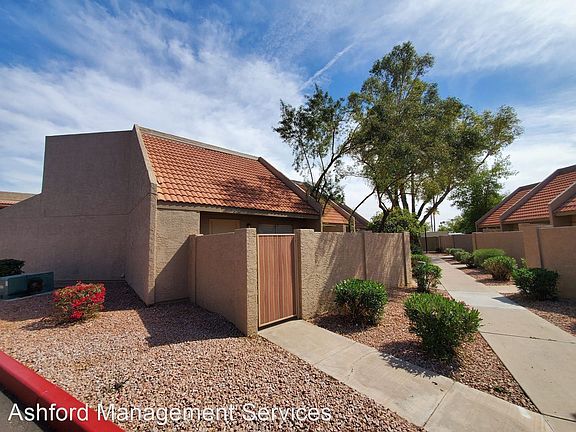 2nd image of 7324 N 43rd Ln