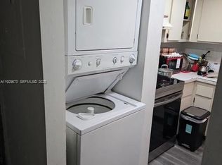 10090 NW 80th Ct APT 1435, Hialeah Gardens, FL 33016