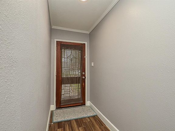 4th image of 7514 Trabajo Dr