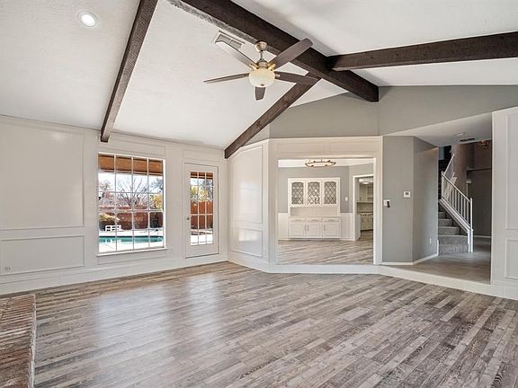 4th image of 2029 Oxford Cir