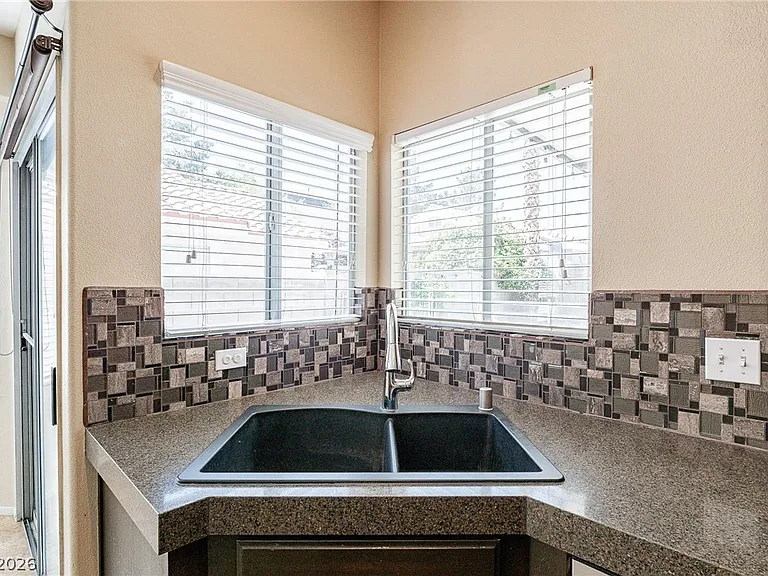 8791 Arawana Pl — Photo 12