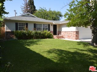 20527 Gault St, Winnetka, CA 91306