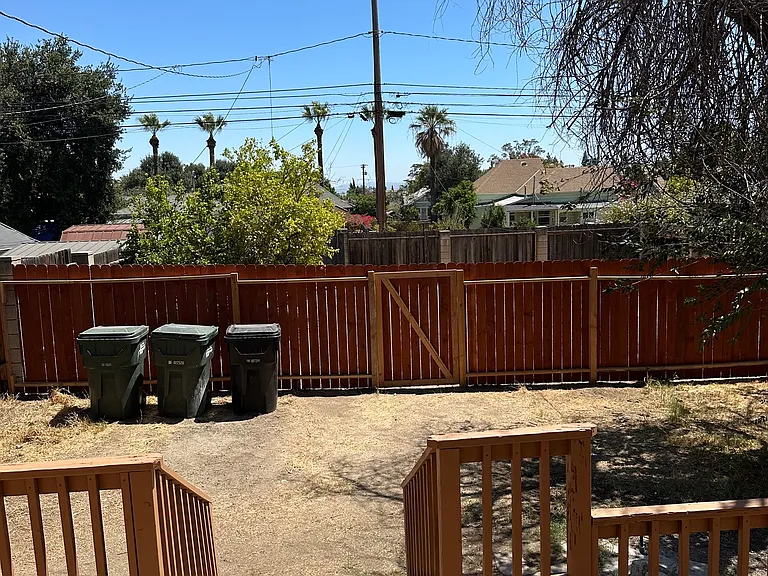 420 E Lime Ave — Photo 24