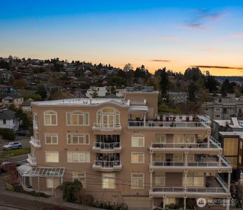 2100 Thorndyke Avenue W #402, Seattle, WA, 98199