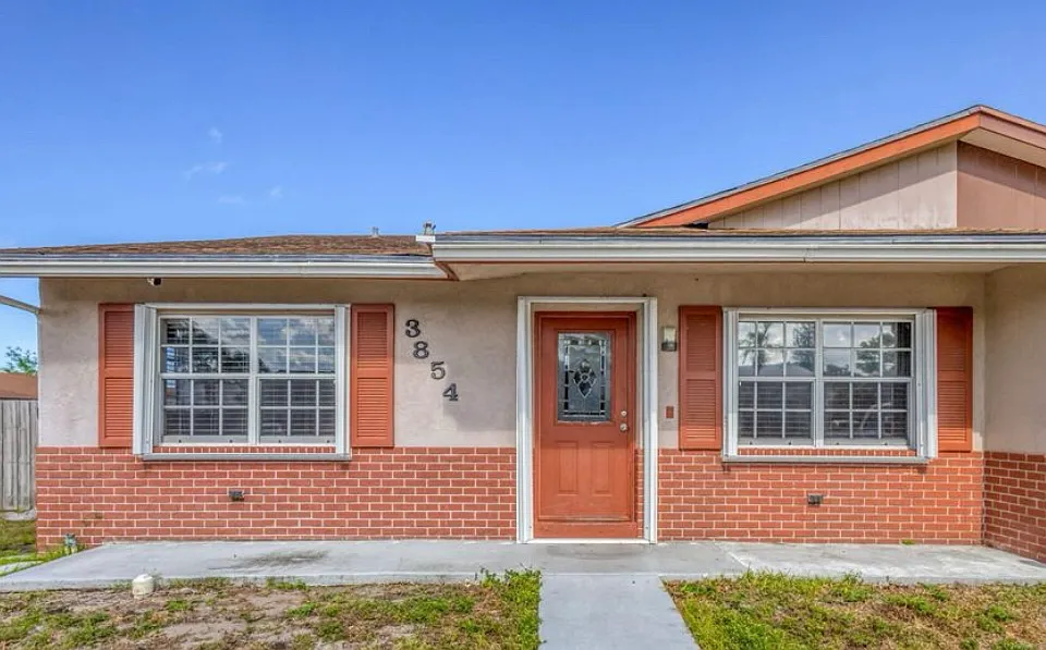 3854 Van Cott Cir
