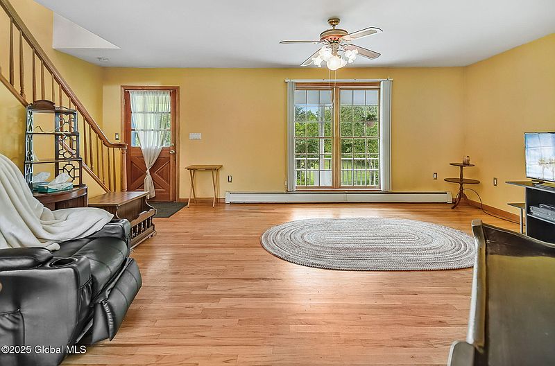 3rd image of 18 Johnson Lane