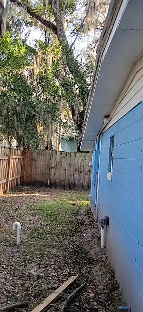 1507 Palmway St — Photo 3