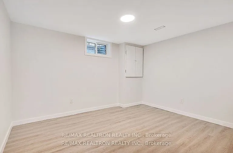 1282 Winter Ave #BASEMENT — Photo 17