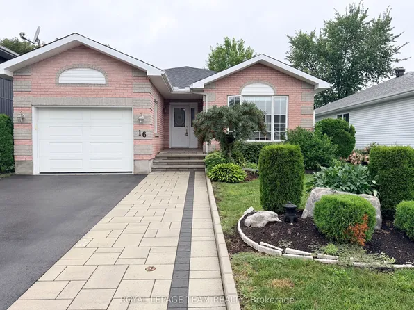 16 Fairview Cres, Arnprior, ON K7S 3V7