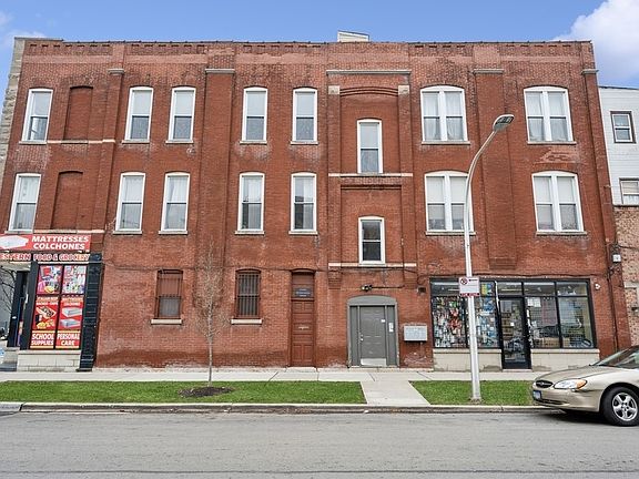 2nd image of 1358 N Western Ave APT 2E