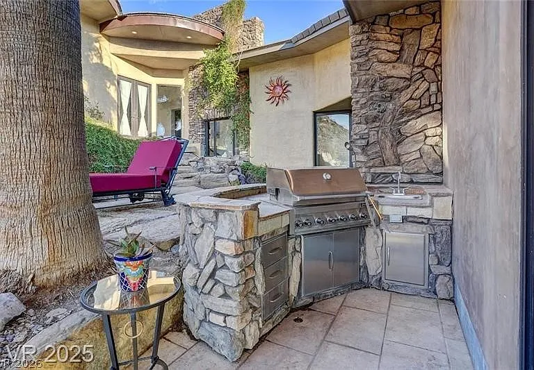 1608 Liege Dr — Photo 44