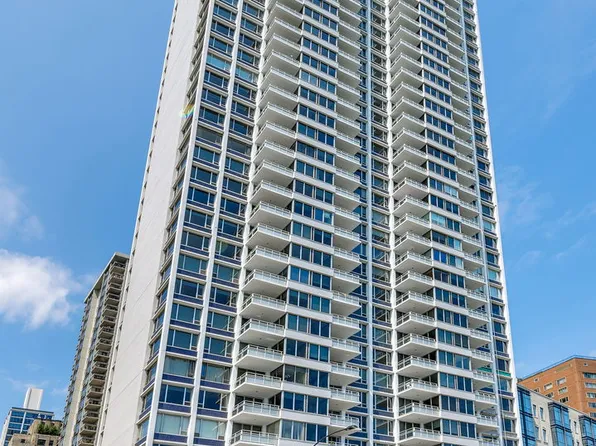 1300 N Lake Shore Dr APT 21A, Chicago, IL 60610
