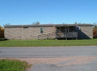 230 Cantwell Dr, Clayton, NY 13624