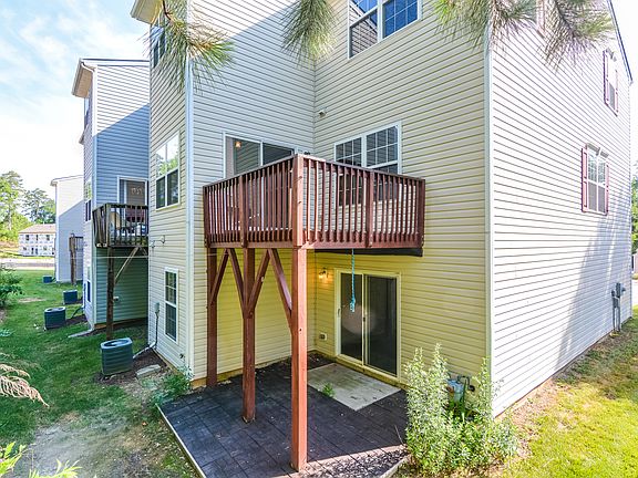 5th image of 4123 Lillington Dr