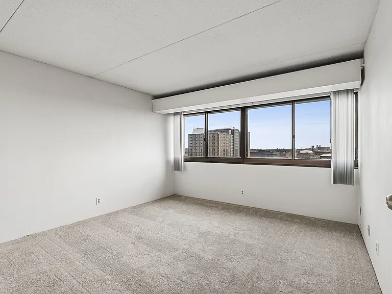 Chateau Student Housing Cooperative — Photo 78