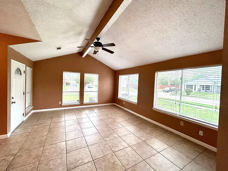 17007 Mercado Dr — Photo 8