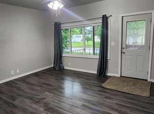 511 1/2 S Locust St, Appleton, WI 54914