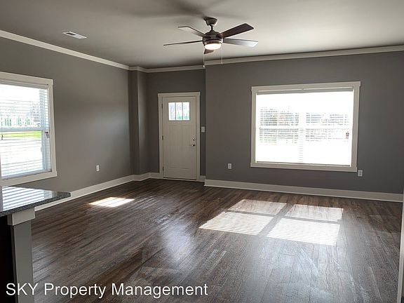 3rd image of 2940 Highway 31 W APT C101