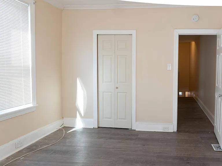 1510 W Dauphin St — Photo 9