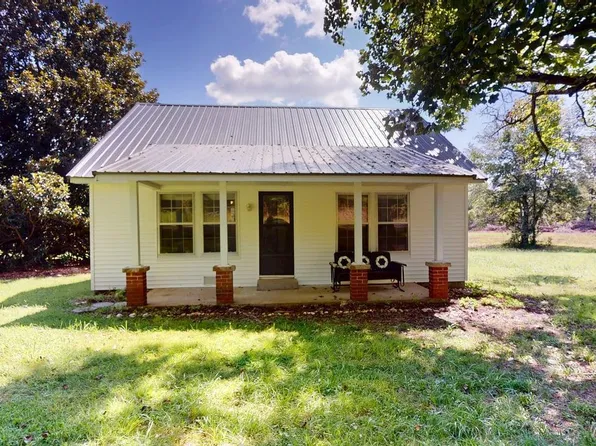 1715 Iuka Rd, Grand Rivers, KY 42045