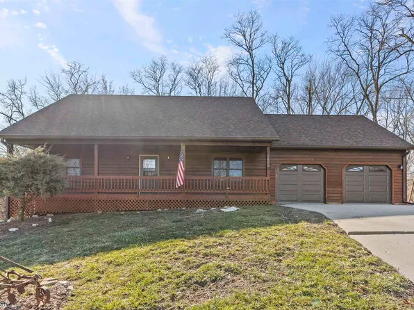 1608 Woodside Cir, Fairfield, IA 52556