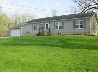 826 E Frederick Ave, Lansing, MI 48906